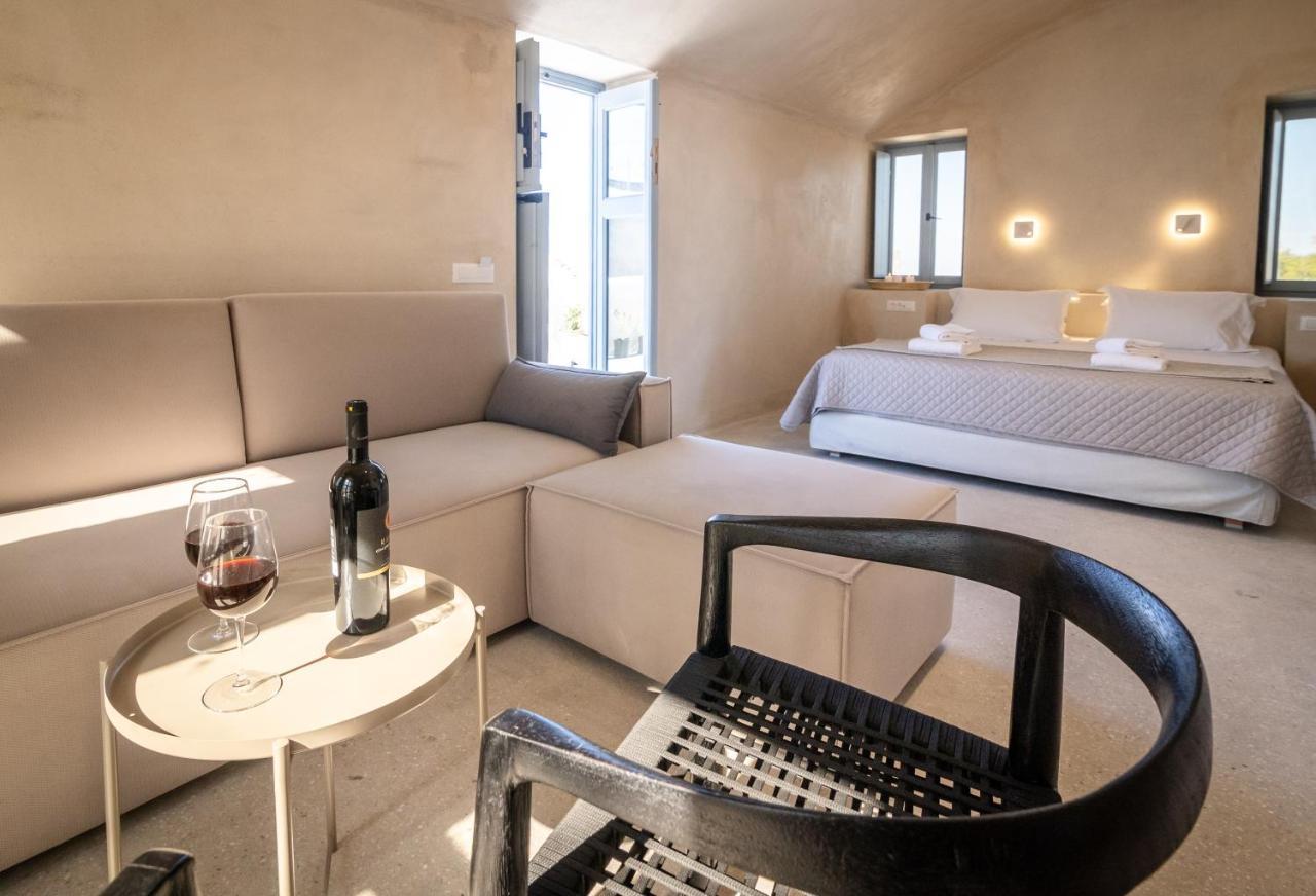 Oia'S Cellars Apartment Exterior photo